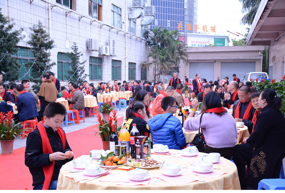 1-1P1300T22D44 122cc太阳集成游戏(中国)有限公司官网